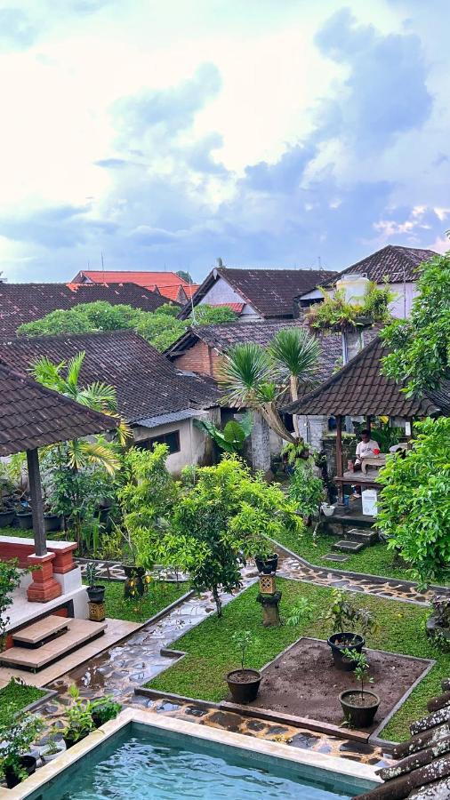 Gusti Home Stay Ubud Exteriör bild