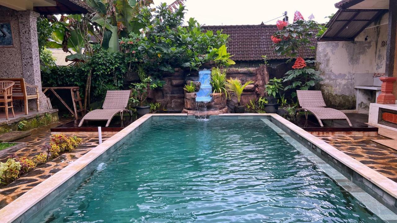 Gusti Home Stay Ubud Exteriör bild