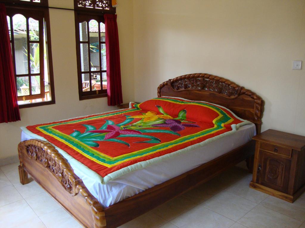Gusti Home Stay Ubud Exteriör bild