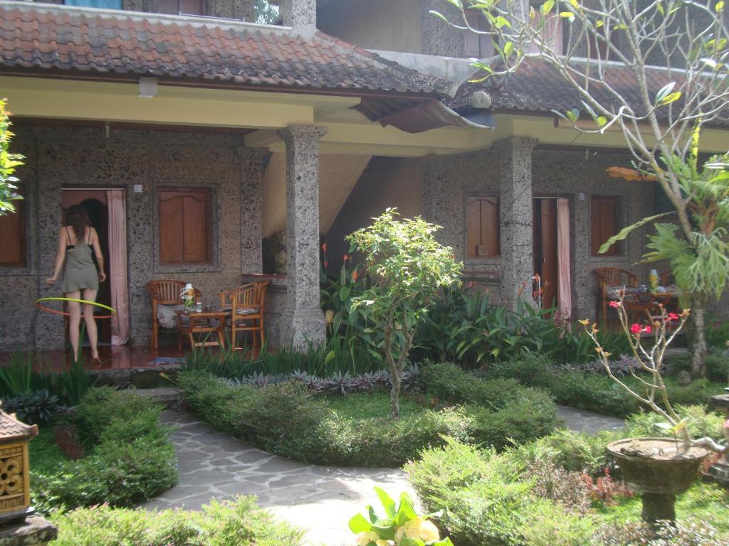 Gusti Home Stay Ubud Exteriör bild
