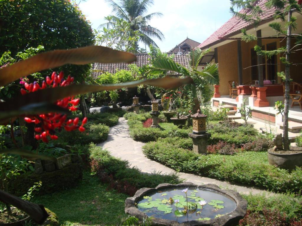 Gusti Home Stay Ubud Rum bild