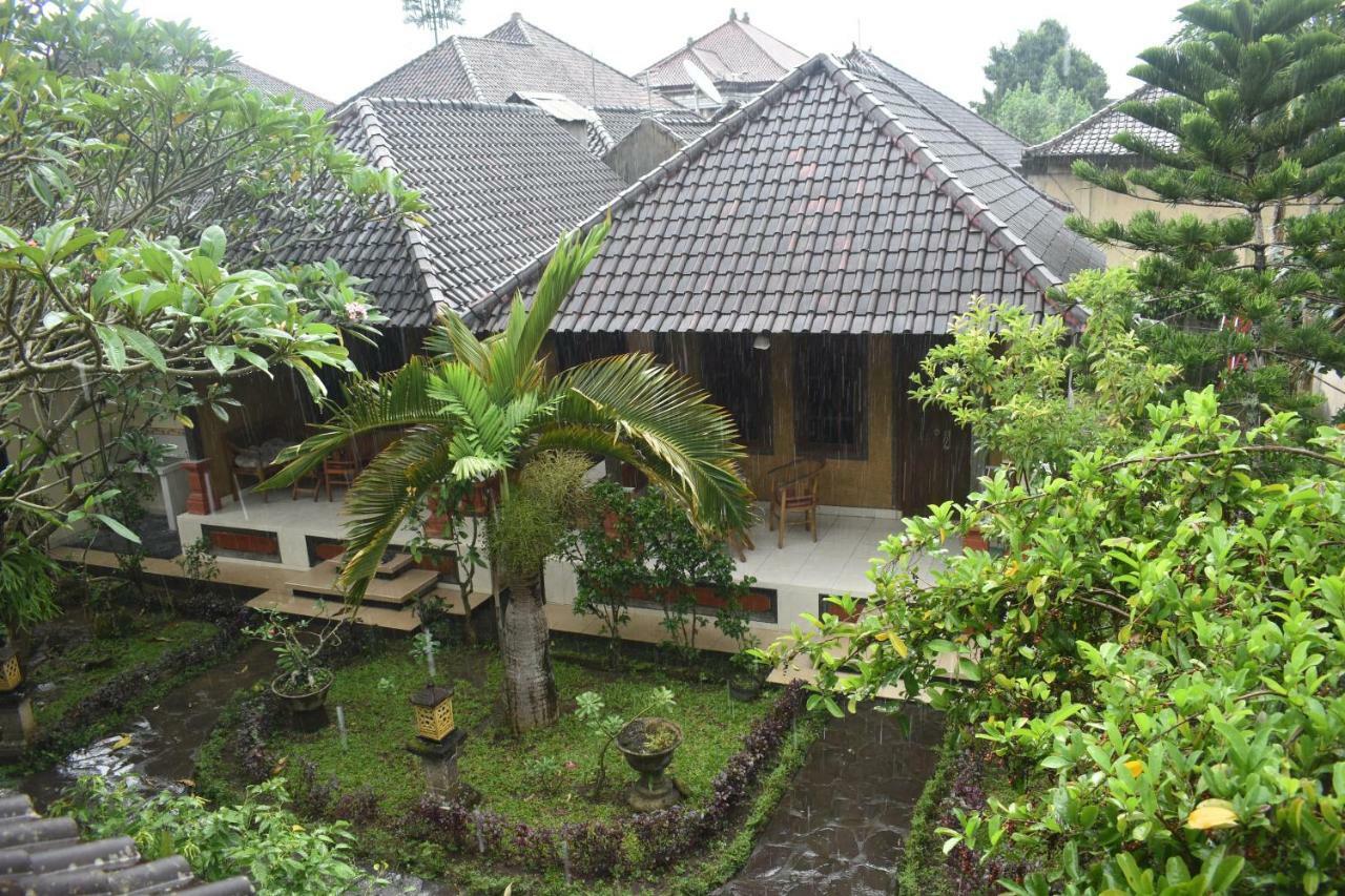 Gusti Home Stay Ubud Exteriör bild